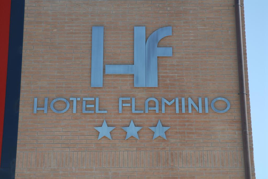 Hotel Flaminio Tavernelle Serrungarina Exterior foto
