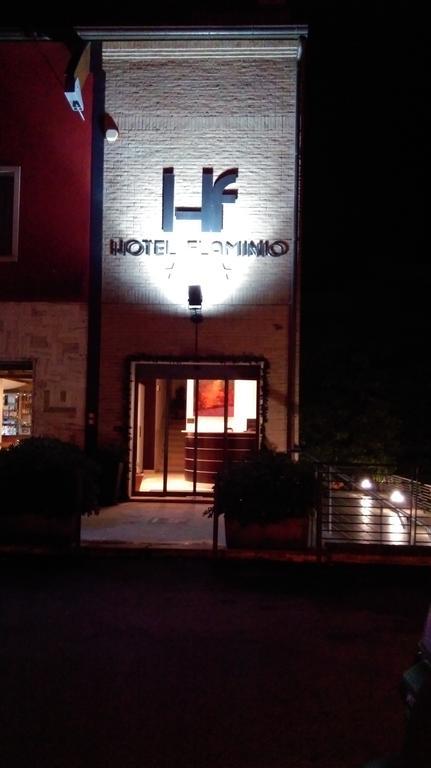 Hotel Flaminio Tavernelle Serrungarina Exterior foto